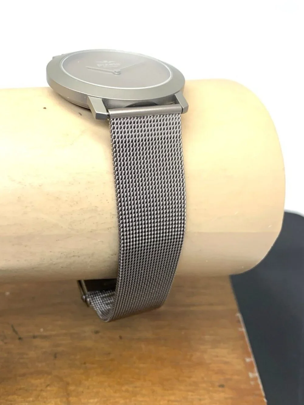 Pixels Denmark Unisex Watch Gray Dial Quartz Titanium Case Stainless Steel Band